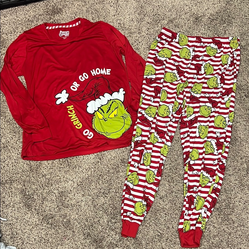 Dr Seuss women’s pajamas - Red and Green